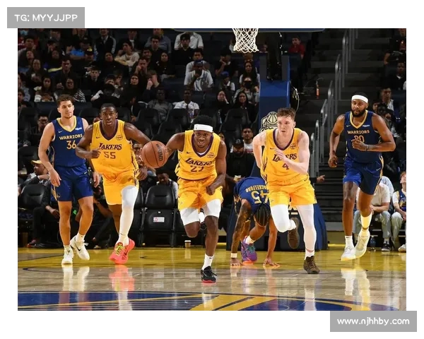 激战四季度精彩纷呈 NBA赛场巅峰对决精彩瞬间回顾